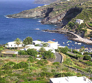 Cala Gadir Hotel