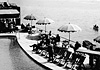 Sulla piscina di Gracie Fields ascoltando Van Wood tra Faruk, Orson Welles e Soraya