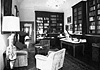 Il profumo dei libri antichi in una villa fiorentina