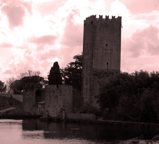 The Garden of Ninfa and the Castle of Sermoneta Hotel