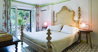 Villa Giulia Suites
