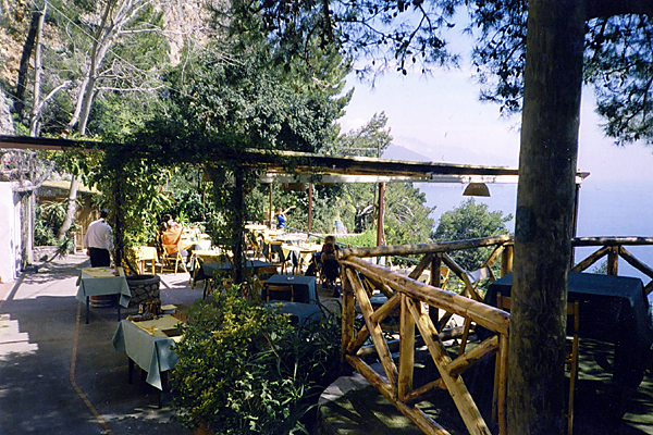 Le Grottelle Restaurants Capri